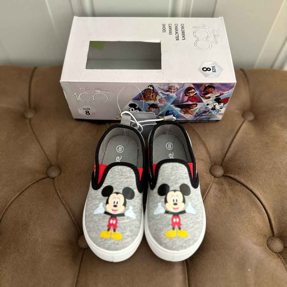 Mickey Mouse canvas slip on shoe